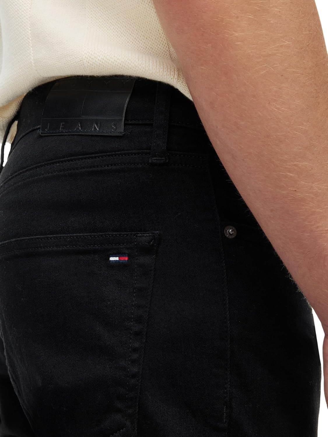 شلوار مردانه Tommy Jeans مدل SCANTON SLIM DH4288 شلوار مردانه Tommy Jeans مدل SCANTON SLIM DH4288