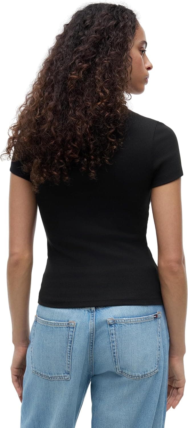 تیشرت زنانه Tommy Jeans مدل TJW SLIM BADGE RIB TEE تیشرت زنانه Tommy Jeans مدل TJW SLIM BADGE RIB TEE