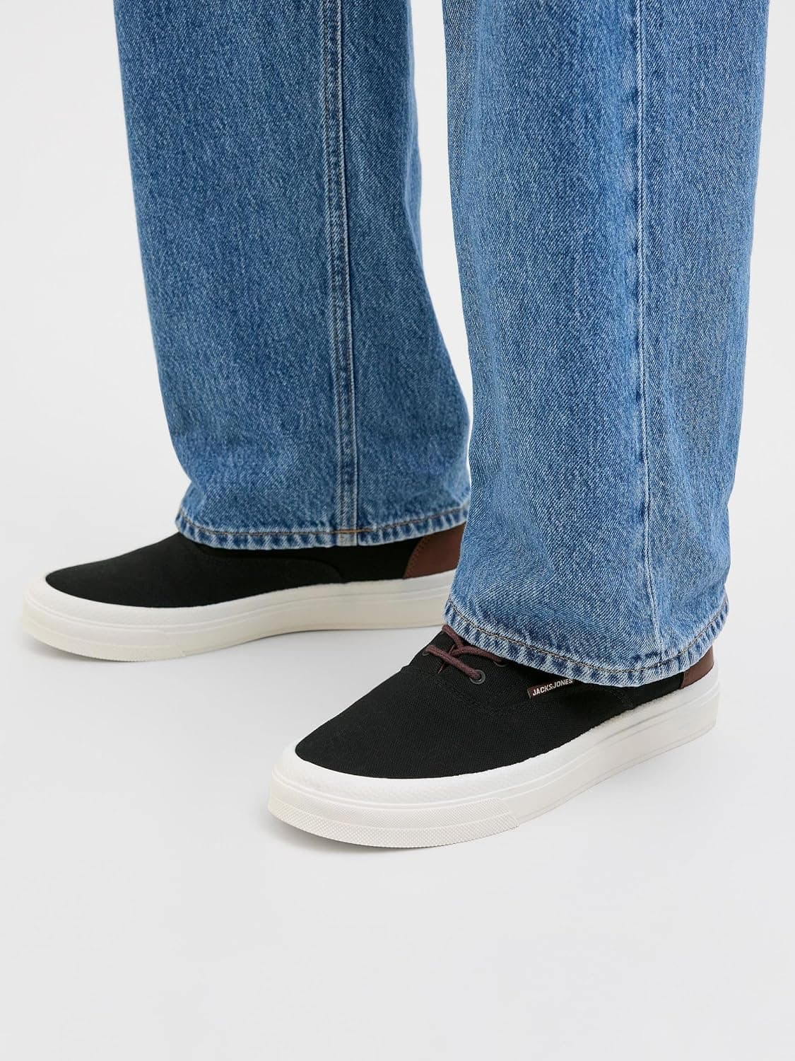 کفش کتانی مردانه JACK & JONES مدل JFWISLINGTON CANVAS کفش کتانی مردانه JACK & JONES مدل JFWISLINGTON CANVAS
