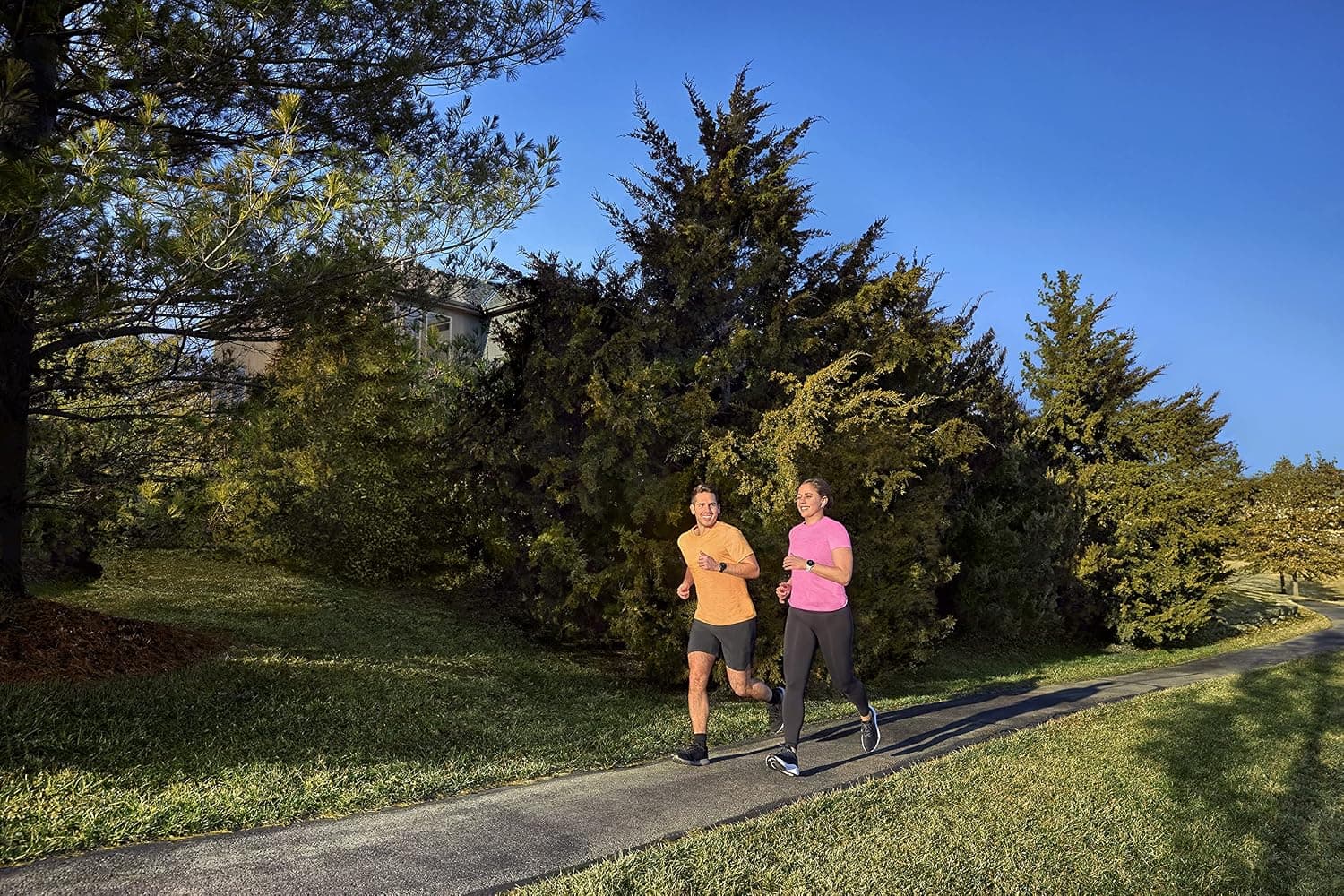 ساعت هوشمند Garmin با GPS و باتری دو هفتهای مدل Forerunner 55 ساعت هوشمند Garmin با GPS و باتری دو هفتهای مدل Forerunner 55